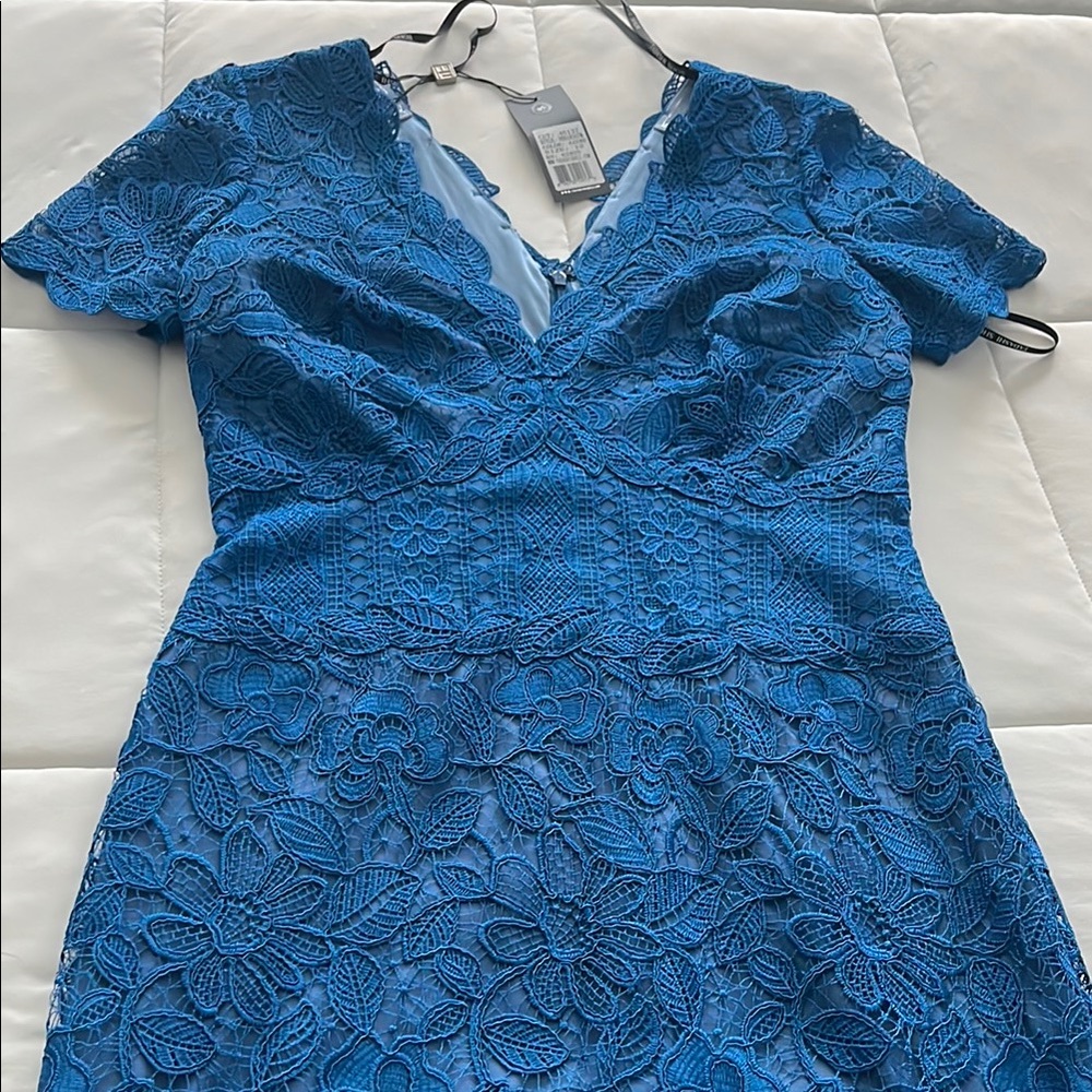 Tadashi Shoji Blue Lace V-Neck Women’s Dress size 12